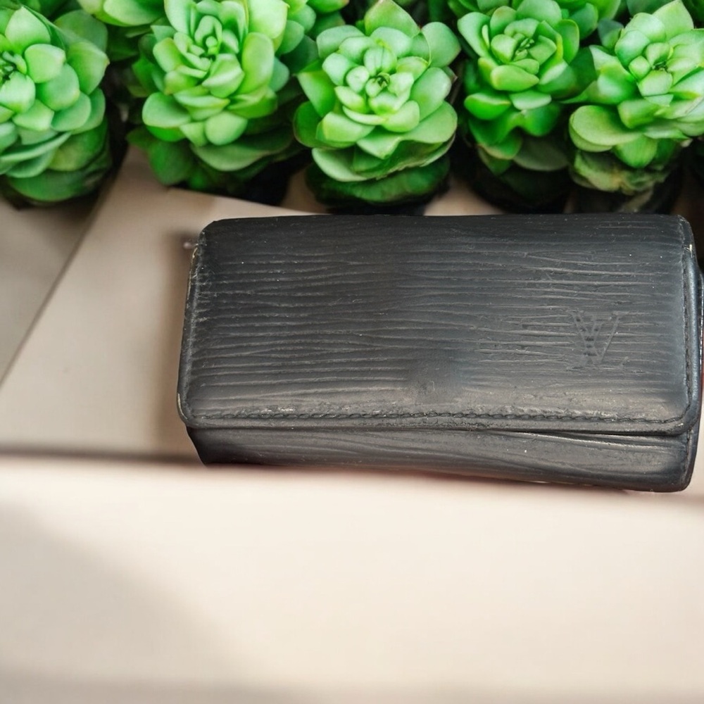 Louis Vuitton Ebony Leather Key Holder